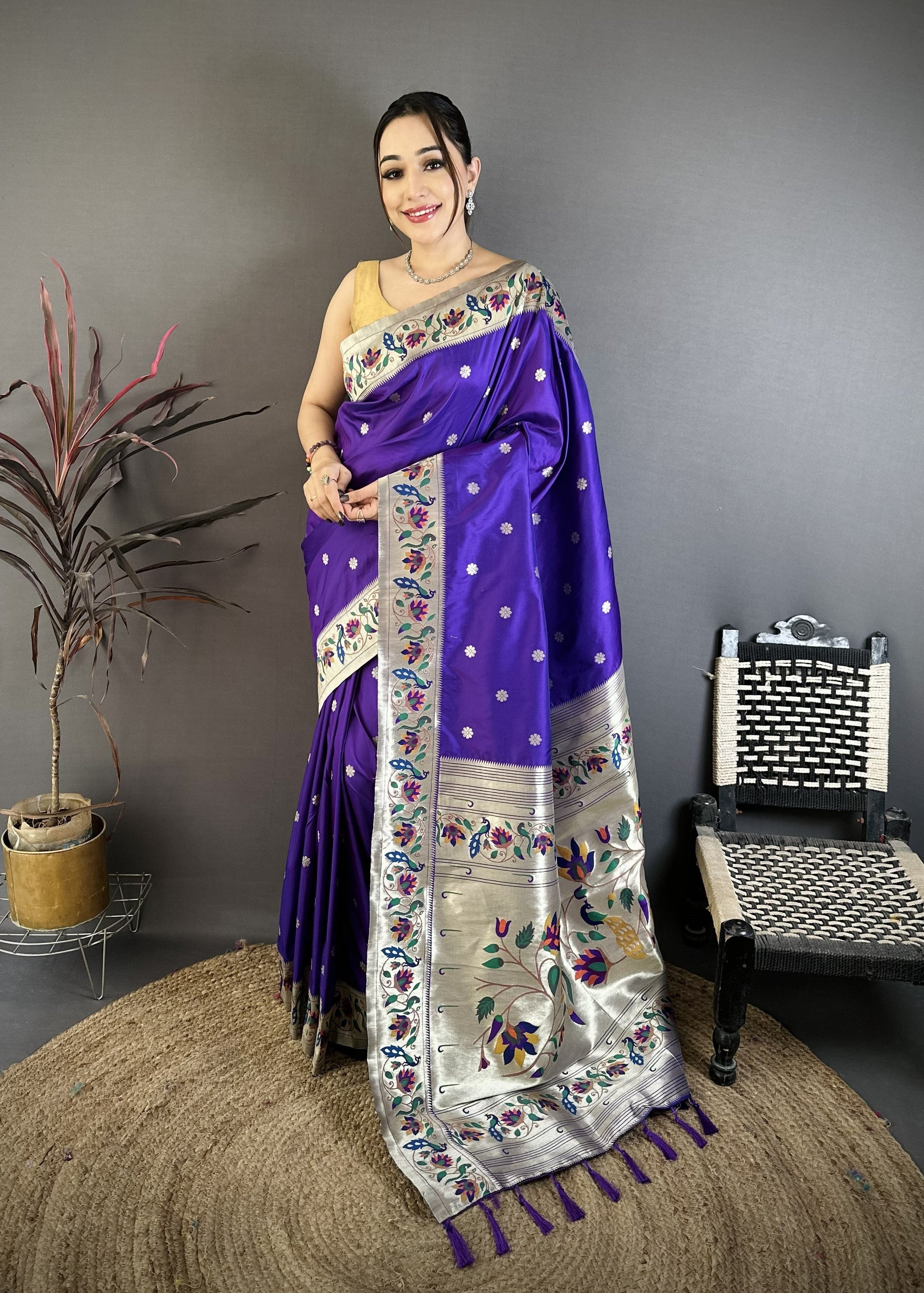 Bluish Purple Silk Weaving Paithani Silk Saree