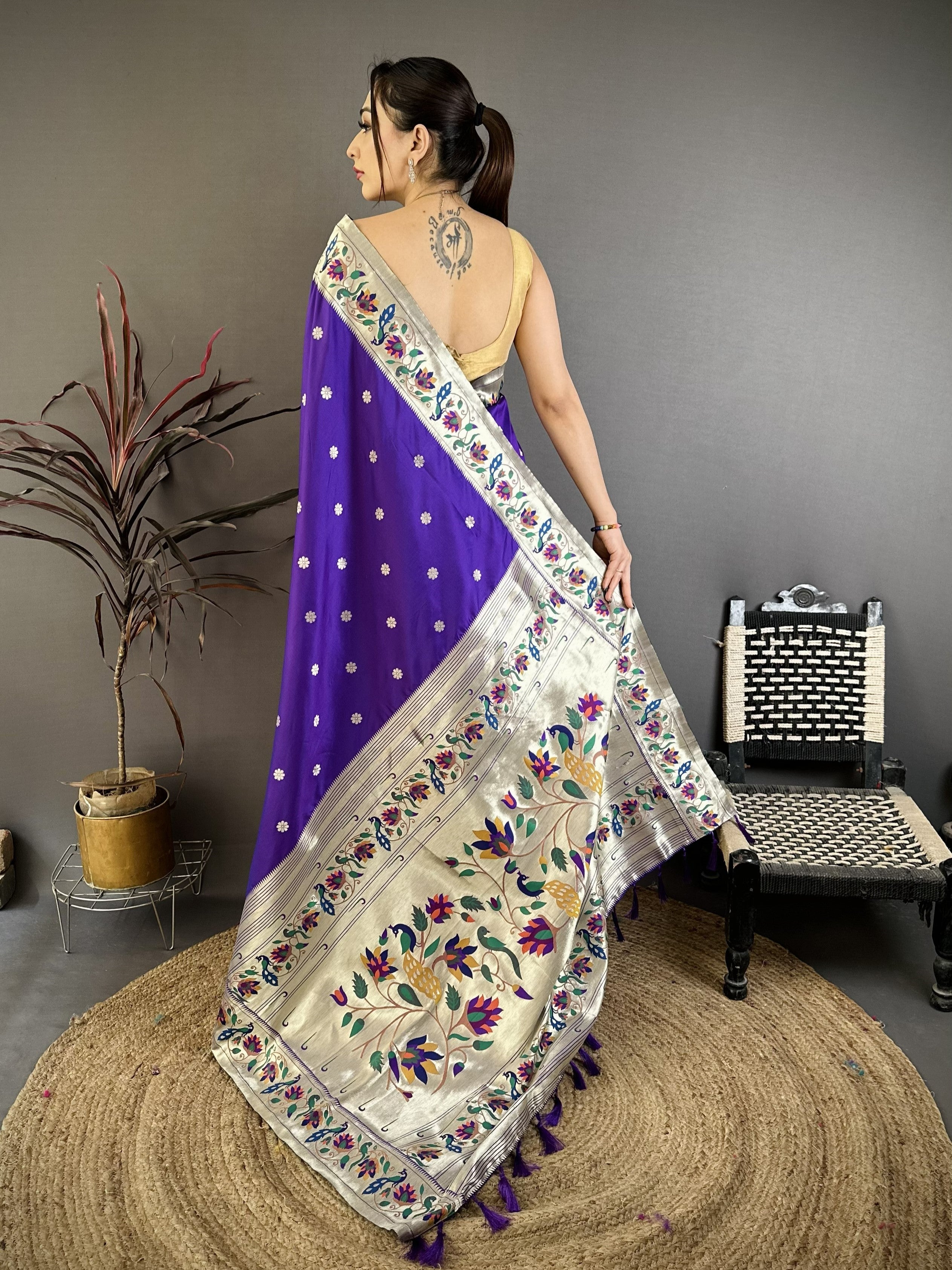 Bluish Purple Silk Weaving Paithani Silk Saree