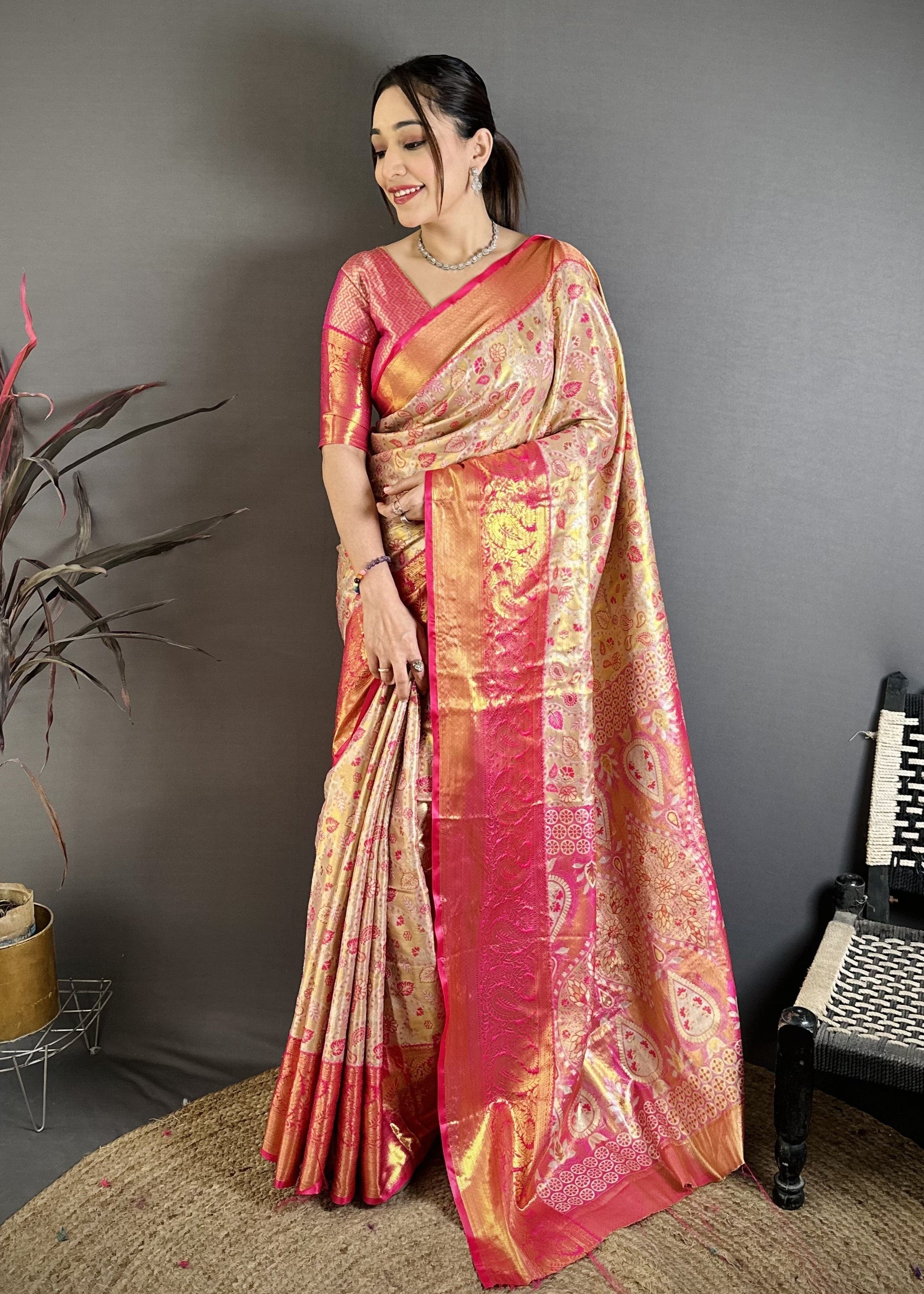 Cream & Dark Pink Bridal Kanjivaram Silk Saree