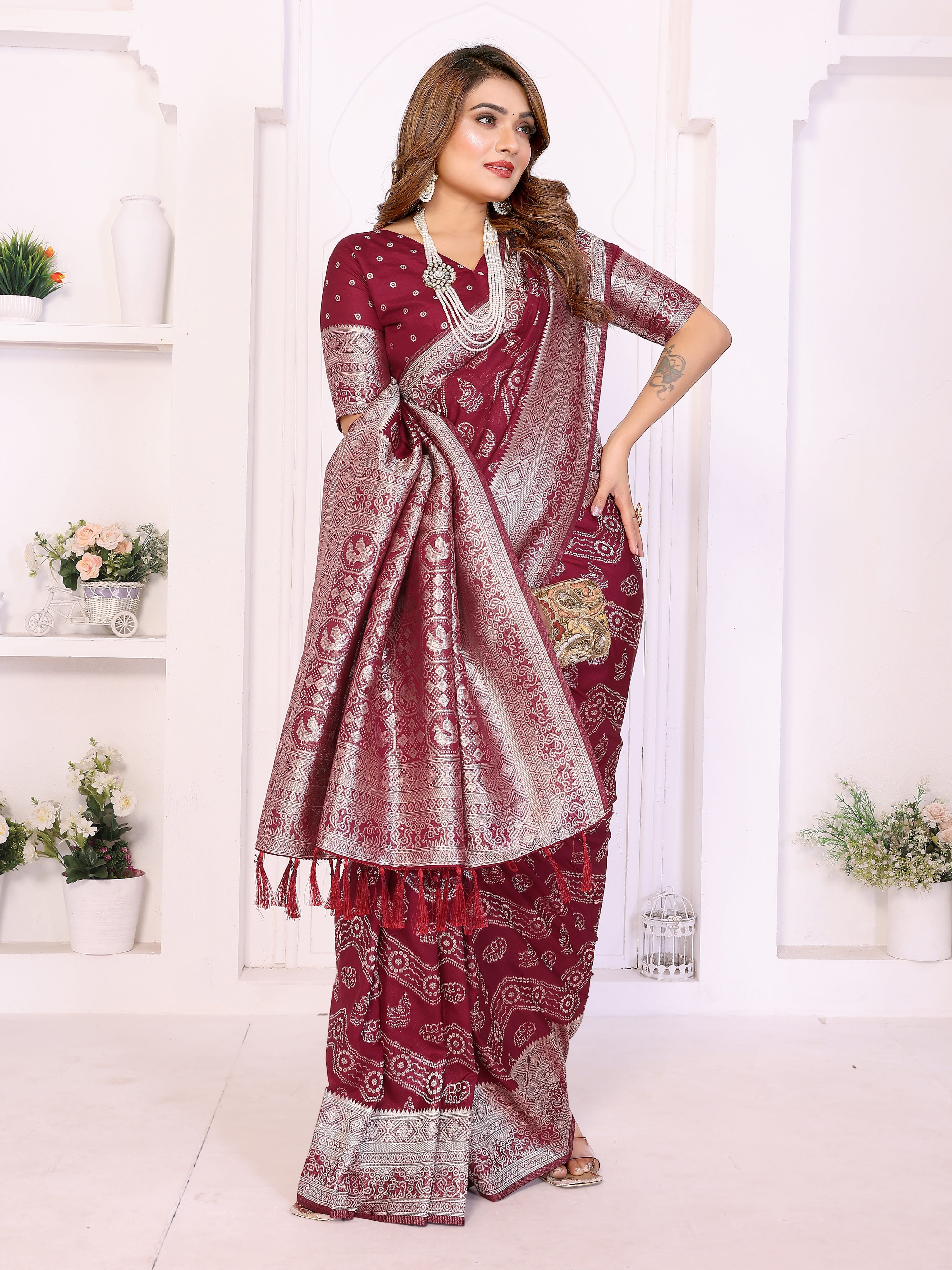 Georgette Silk Leheriya Zari Weaving Saree