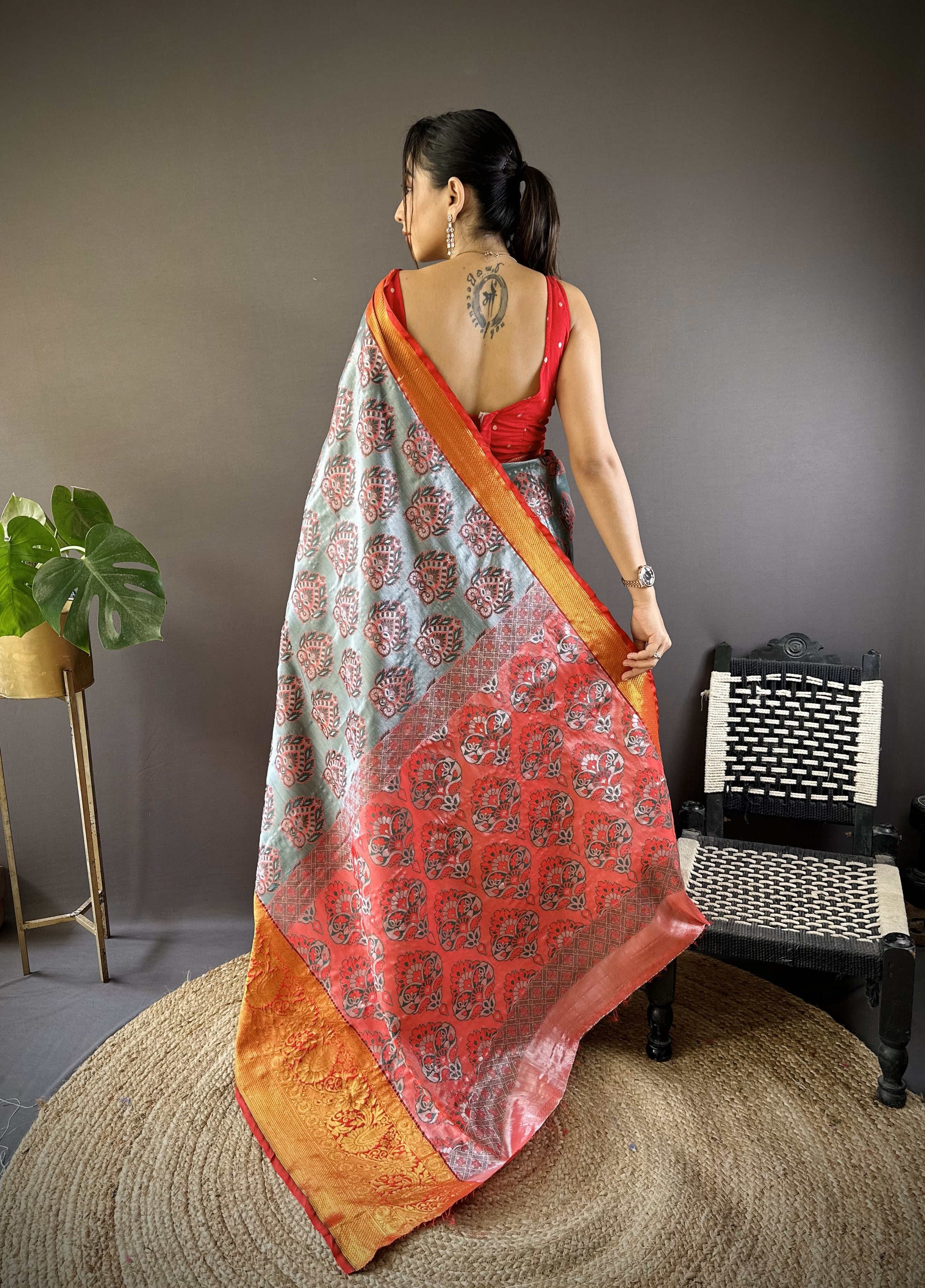 Gray Kanjivaram Tissue Silk Saree