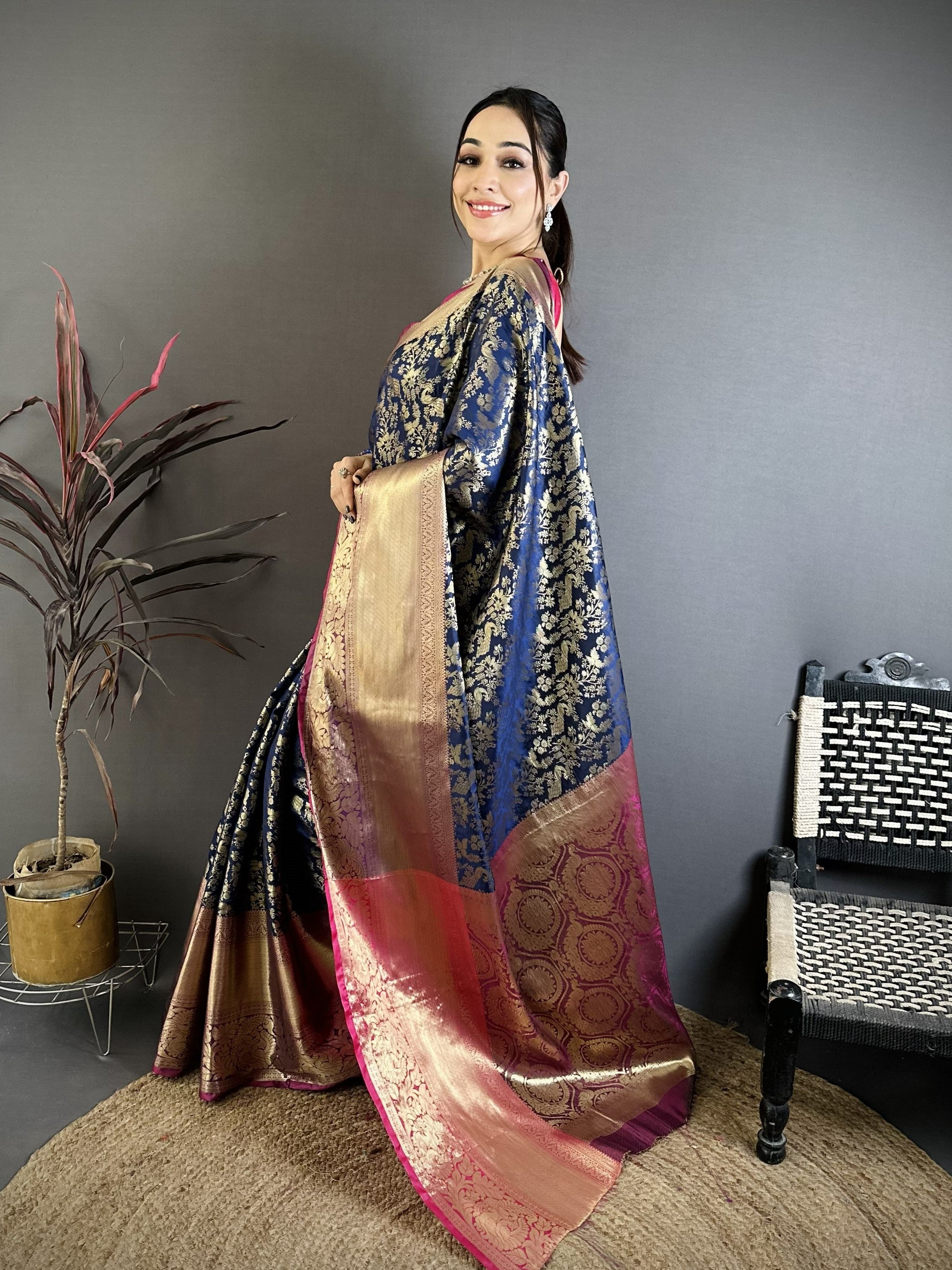 Navy Pure Handloom Kanjivaram Katan Silk Saree