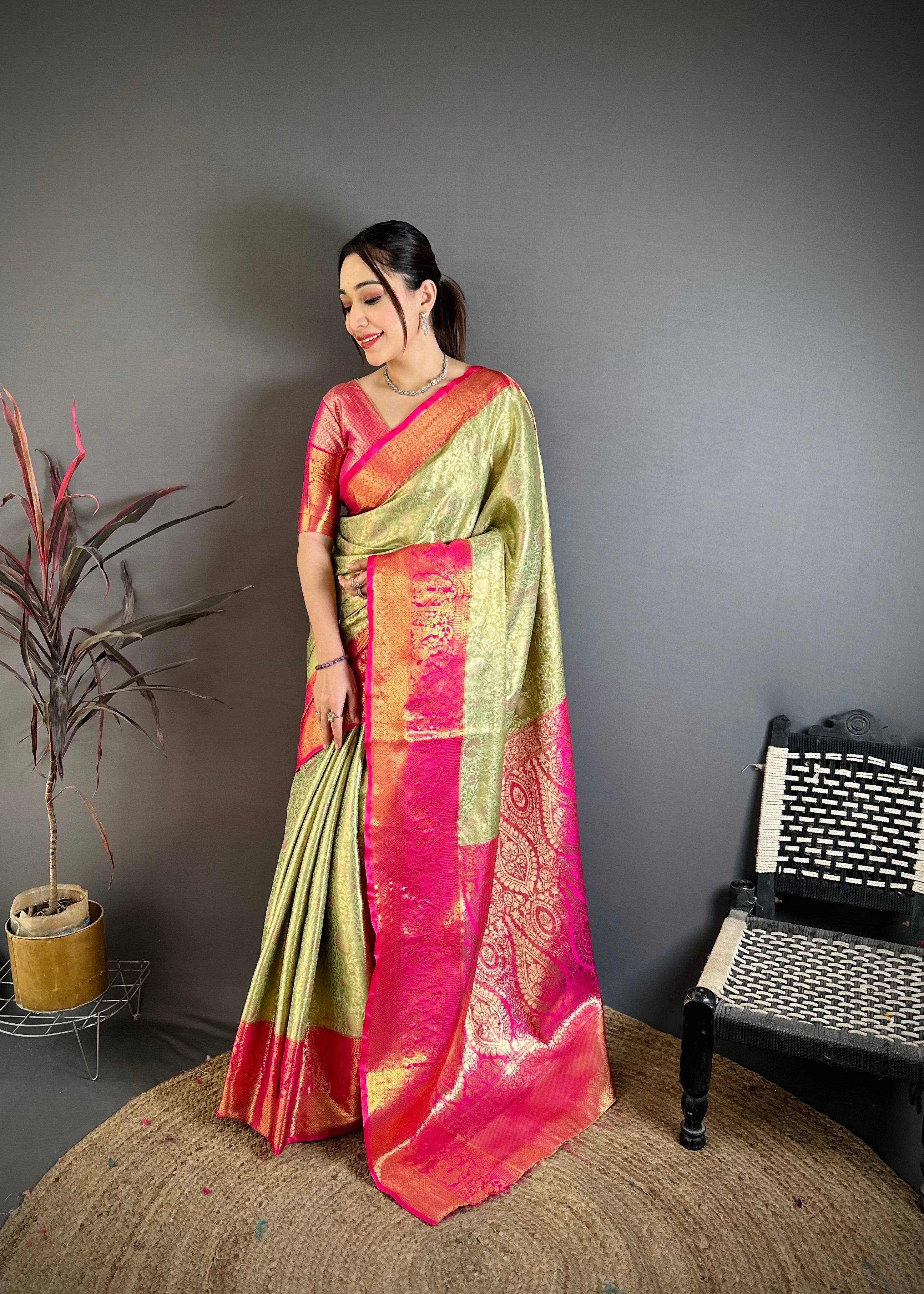 Pista Lightweight Kanchipuram Saree