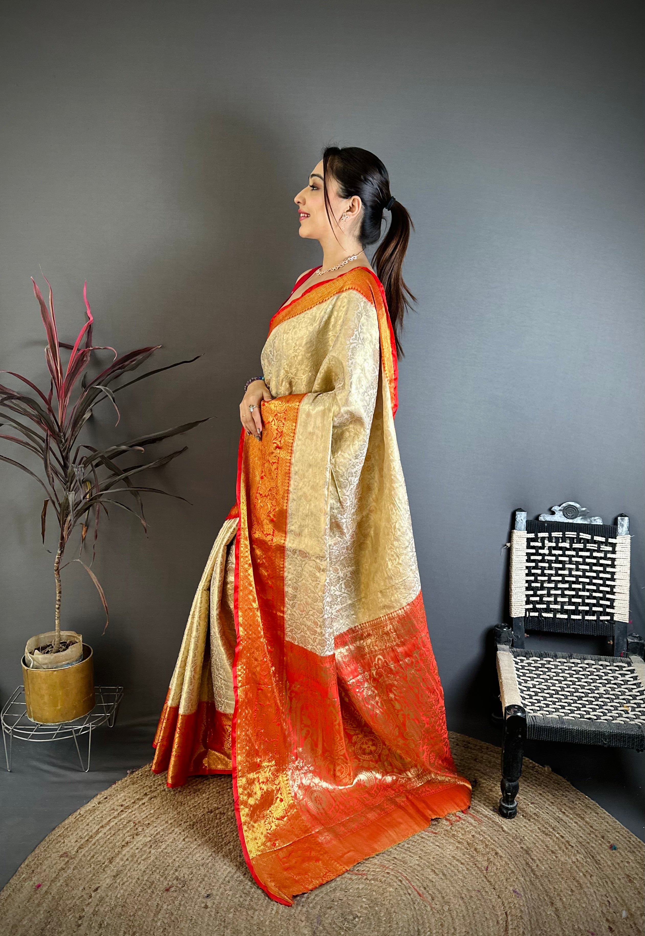 Red Wedding Wear Kanchipuram Silk Saree