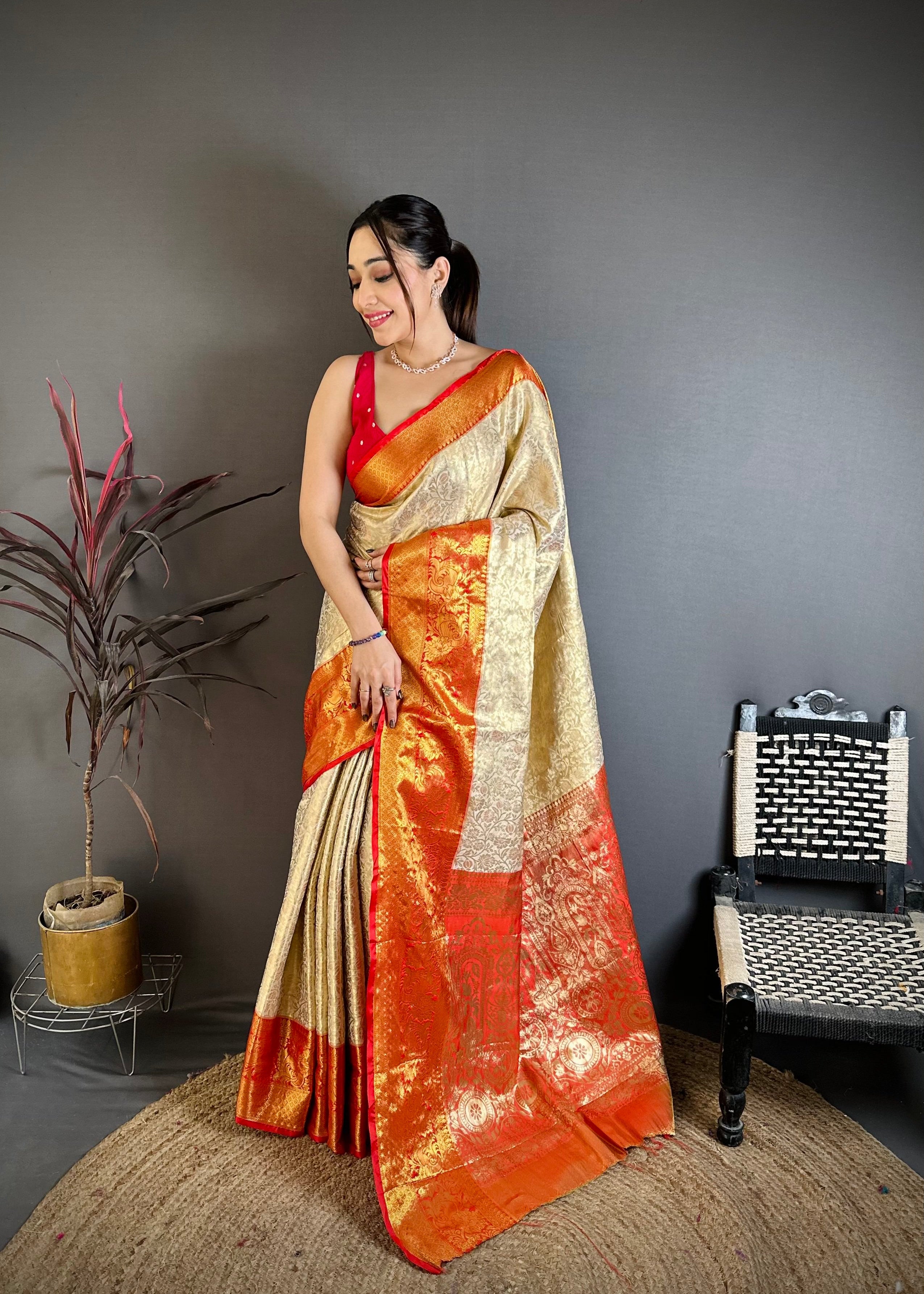 Red Wedding Wear Kanchipuram Silk Saree