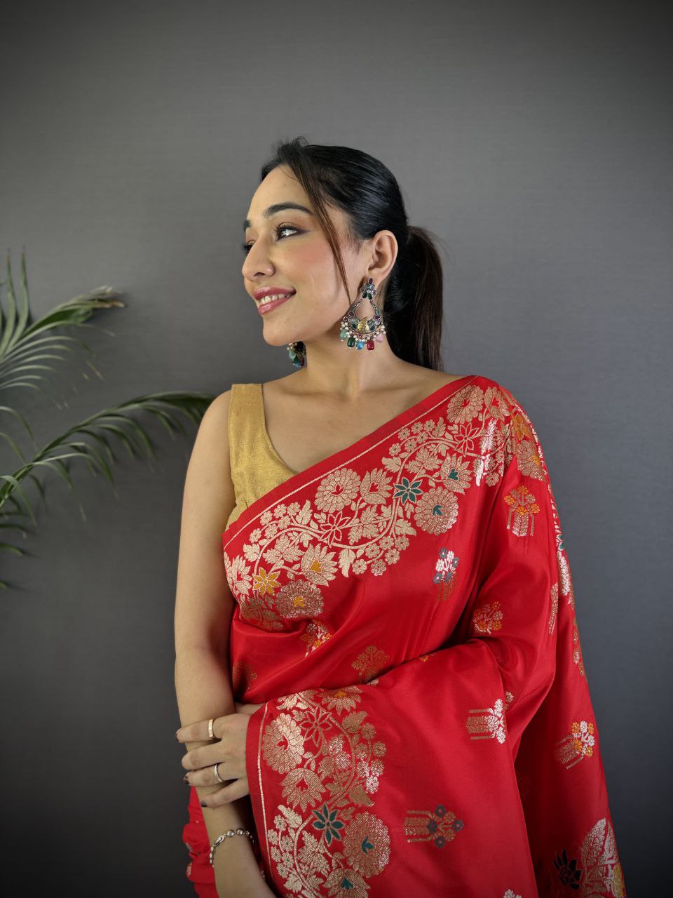 Red Wedding Wear Soft Banarasi Silk Saree