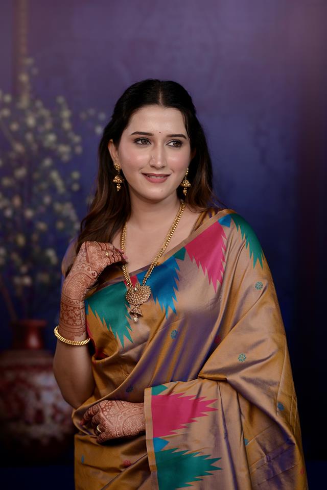 Rosy Brown Triangle Weave Soft Silk Saree