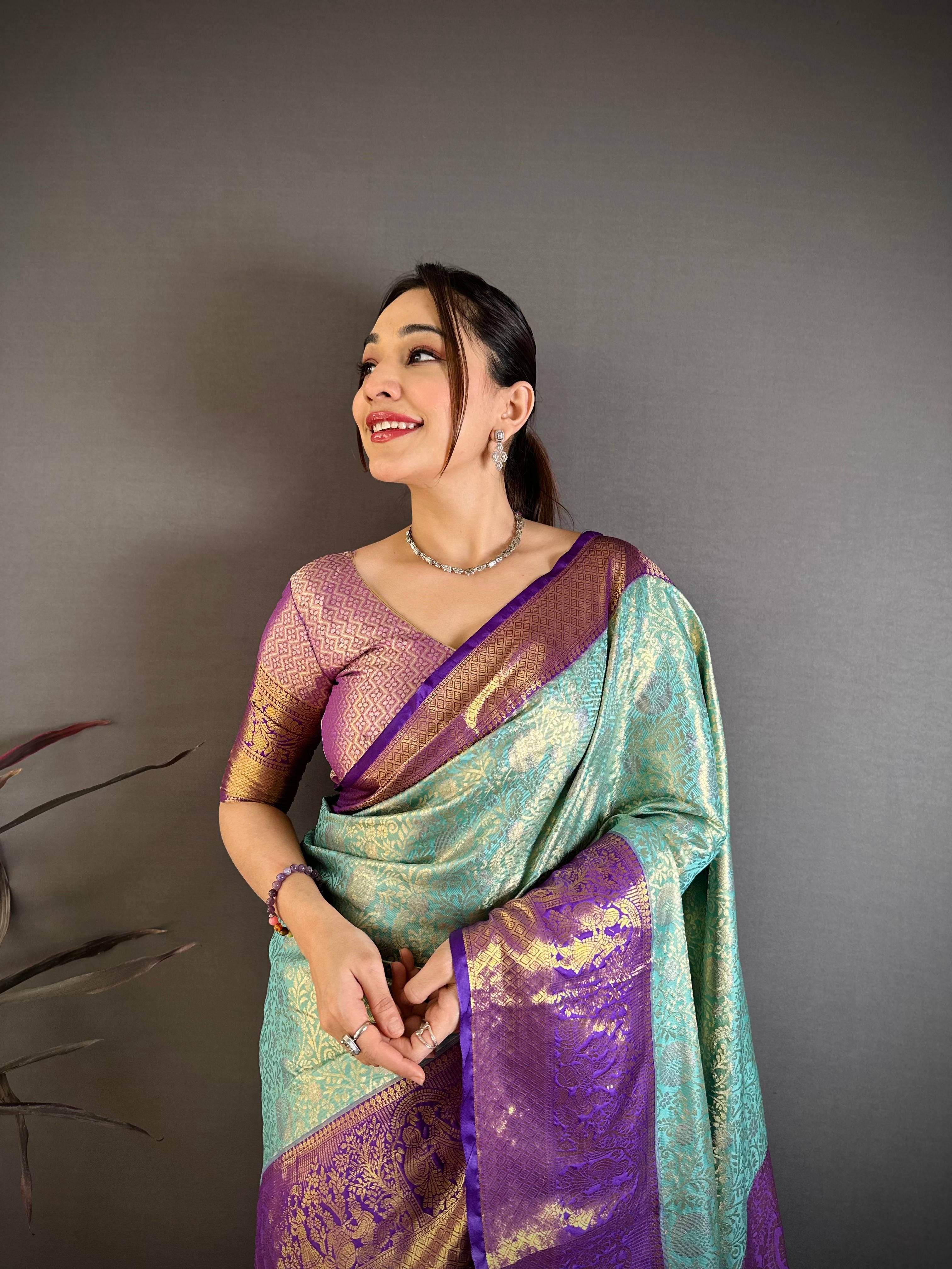 Turquoise Green Lightweight Kanchipuram Saree