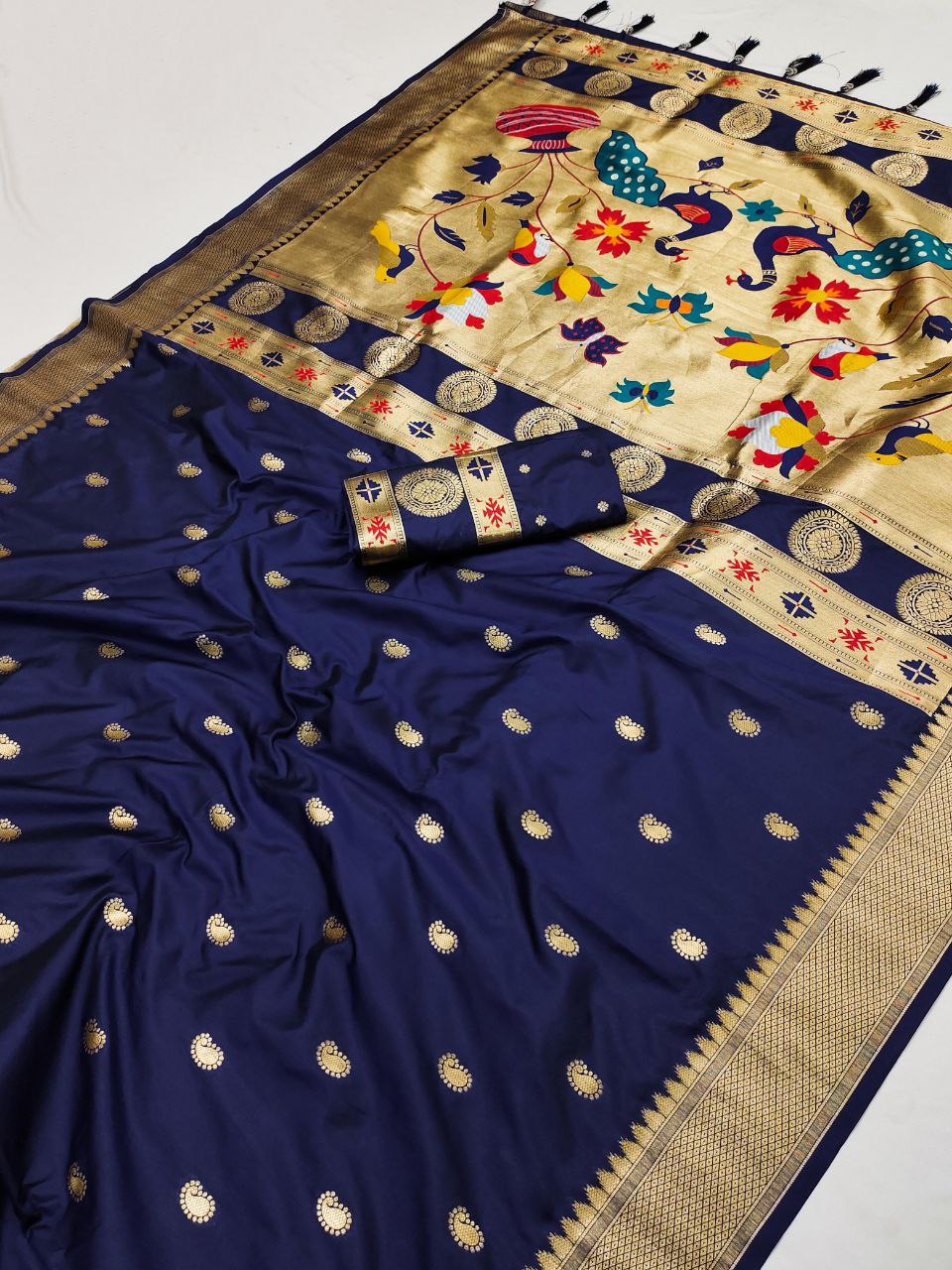 Wedding Wear Soft Paithani Silk Saree With Color Option