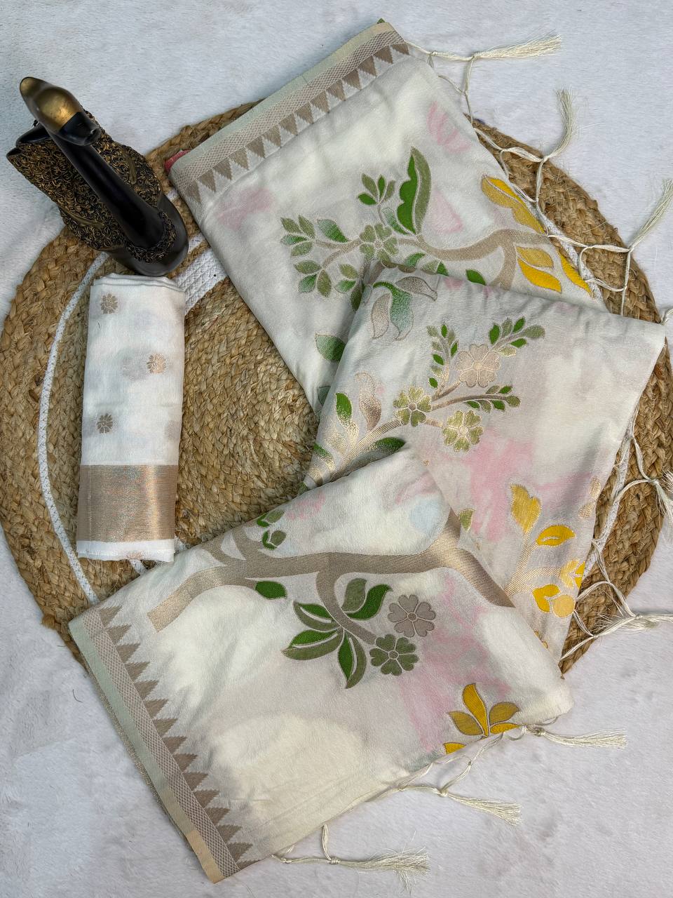 White Crepe Khadi Silk Weaving Saree